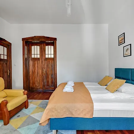 Apartment Dwor By Downtown *