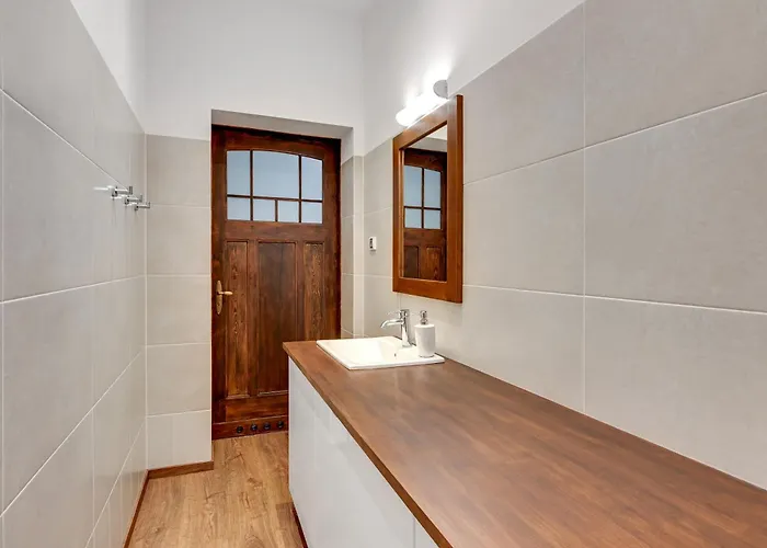 Dwor By Downtown Apartment Sopot