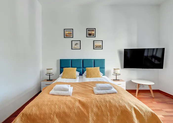 Dwor By Downtown Апартаменты Сопот